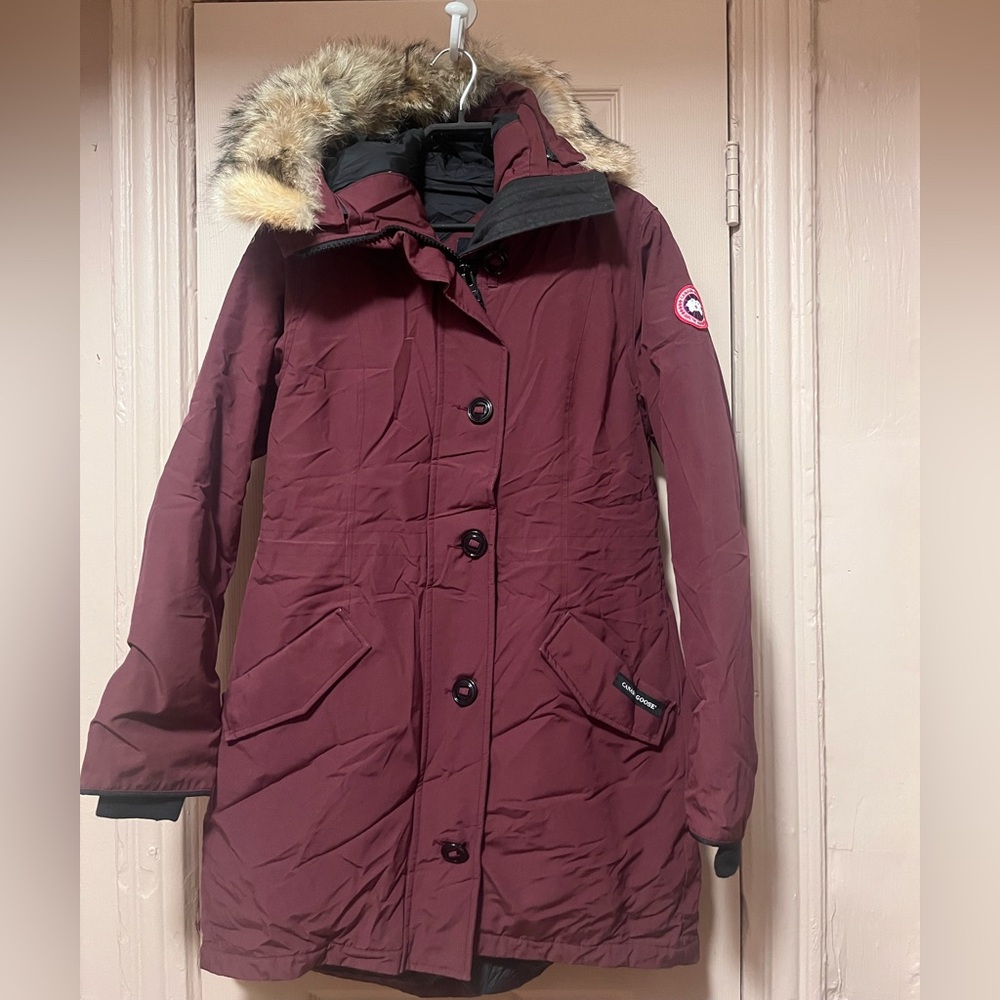 Canada Goose Rossclair Parka Elderberry Medium hood coyote fur down coat - Picture 4 of 14